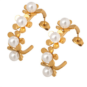 Boucles d'oreilles fleur imitation perle boucles d'oreilles filles personnalisées plaqué or - Product Image 1