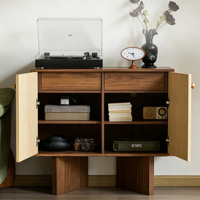 Buffet en bois massif de style mid-century, meuble de rangement intégré artistique et original, à poser au mur, pour salon