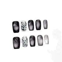 Faux ongles gothiques à presser, faits main, courts carrés, effet œil de chat noir, avec accents aurore