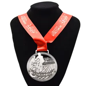 Logo in metallo personalizzato sport running marathon 3d oro argento bronzo medaglia in metallo in lega di zinco per souvenir