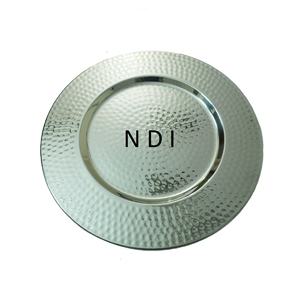 Plato de metal para servir frutas y alimentos, con diseño martillado, forma redonda y acabado dorado, para uso interior y exterior. - Product Image 6