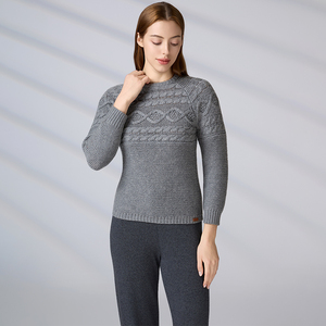 Pull en tricot pour femmes OEM/ODM, hiver, logo personnalisé brodé, manches longues, gris, pull en tricot torsadé pour femmes - Product Image 3