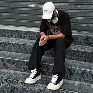 Men's Korean Style Trendy <b>Sneakers</b> Low Top Solid Color Mid Heel Flat Heel Canvas Shoes Fashionable Versatile Biscuit Shoes - Product Image 2