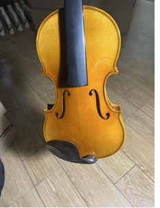 Violon artisanal 4/4, belle finition et son agréable, belle couleur jaune, fabriqué par un luthier expérimenté, violon pour étudiant - Product Image 3