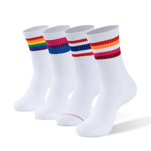 Chaussettes de sport à rayures arc-en-ciel New Logo <span class=keywords><strong>LGBT</strong></span> Pride - Product Image 1