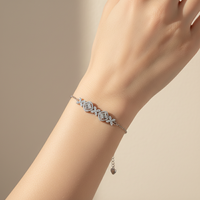 Edler Schmuck Unregelmäßiges weißes Zirkon armband Damen hochzeit Blumen armband verstellbares Armband aus Sterling silber
