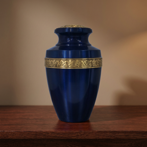 Urna Funeraria Europea de Latón Azul, Ecológica, Biodegradable, Hecha a Mano, para Cenizas Humanas o de Mascotas, con Capacidad de 220 Pulgadas Cúbicas - Product Image 3