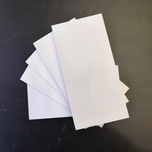 Panneaux en mousse <span class=keywords><strong>PVC</strong></span> sans plomb résistants à l'humidité, vente en gros directement <span class=keywords><strong>de</strong></span> l'usine, pour l'utilisation dans les armoires <span class=keywords><strong>de</strong></span> cuisine et <span class=keywords><strong>de</strong></span> salle <span class=keywords><strong>de</strong></span> bain - Product Image 3