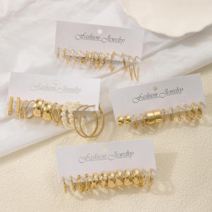 FTS - Juego de 24 Pares de Aretes de Aro Dorados de Diferentes Estilos para Uso Diario y Agente de Compras al por Mayor 1688 con Baja Comisión - Product Image 5