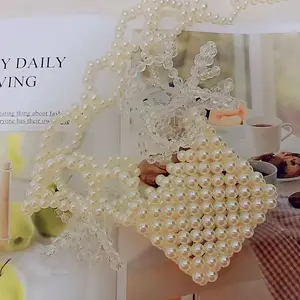 Designer Luxury Creativity Funny Stitching Weave Pearl Flower Hollow Mini Handbag Ladies Purse Clutch Bag