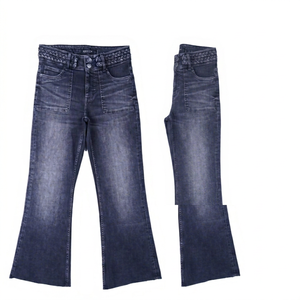 Jean décontracté pour femme, coupe évasée, taille haute, super extensible, en denim noir délavé, longueur intégrale, 10.20 OZ - Product Image 1