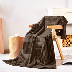 Manta Ligera para Cama, Sofá, Noche <span class=keywords><strong>de</strong></span> Cine, Manta Gruesa y Suave para Sofá para Invierno, Manta <span class=keywords><strong>de</strong></span> Franela a Rayas - Product Image 1