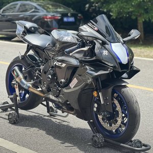 Nueva Kawasaki H2 de Gran Cilindrada, Cuatro Cilindros, Yamaha R1 Flat Track, R6 Motocicleta de Gran Peso, R3 Bicilíndrica Refrigerada por Agua - Product Image 3