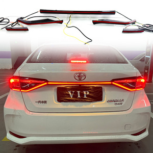 Feux arrière LED Toyota Corolla 2019-2024 : Bande lumineuse continue pour modernisation et amélioration - Product Image 1
