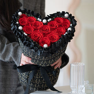 Chine Vente en gros Beauté créative Rose <span class=keywords><strong>éternel</strong></span>le Fleur préservée Cadeaux Mariage Bouquet de fleurs préservées pour filles Dames - Product Image 6