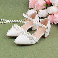 Chaussures de cérémonie pour filles, à bout pointu, talon carré, avec double chaîne de perles, volant et bride de cheville, pendentif en cristal, pour princesse, fête et mariage