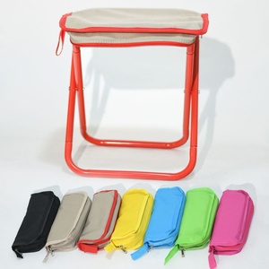 Mini <span class=keywords><strong>Sgabello</strong></span> <span class=keywords><strong>Pieghevole</strong></span> Tascabile Portatile Ultraleggero di Design da Esterno con Borsa per il Trasporto - Product Image 1