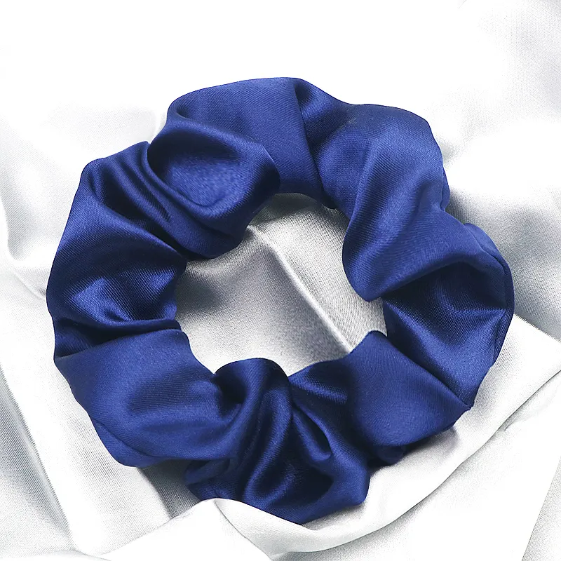 Benutzer definierte Logo-Tag gedruckt Zubehör Scrunchy Haarband Krawatten dünne Satin Seide Scrunchie