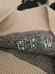 कस्टम लोगो OEM और ODM जैक्वार्ड बुना हुआ स्वेटर पशु मुद्रण गोल गर्दन स्वेटर पुरुषों का कैज़ुअल स्वेटर