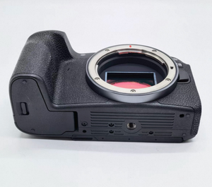 กล้องมิเรอร์เลส EOS R8 บอดี้ฟูลเฟรม เมาท์ RF ไม่มีรอยขีดข่วน กล้องดิจิตอลมือสอง - Product Image 5