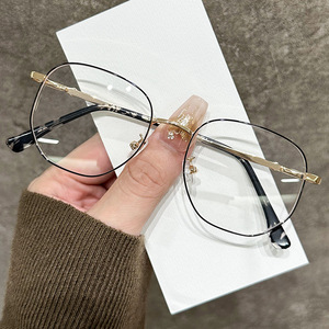 Vuông Trọng Lượng Nhẹ Kim Loại Khung Quang Học Mặt Phù Hợp Với Thoải Mái Kim Loại Khung Quang Học Hàng Ngày Chất Lượng Cao Kim Loại Khung Quang Học - Product Image 3