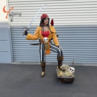 Statue de capitaine pirate de haute qualité conçue sur mesure Sculpture en fibre de verre en résine pleine grandeur pour cadeaux