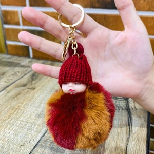 Porte-clés pendentif en peluche pompon mignon et moelleux, en forme de poupée bébé endormie colorée, avec boule de poils, jouet pour sac - Product Image 2