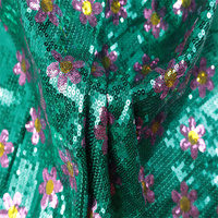 Luxe personnalisé 5mm 3d Floral Tulle Mesh Sequin Glitter Multicolore Vert Fleur Broderie Sequin Tissu pour Robe, Mariage