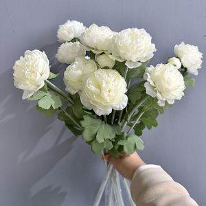 Decoración de Jardín con Lirios Artificiales, Decoración para el Hogar, Plantas Artificiales, Plantas Decorativas, Plantas para Paisajismo, Adorno de Jardín, Flores Artificiales - Product Image 3