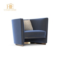 Italienischer Einzelsessel Luxuriöses Freizeitsofa-Design Einzelsofa-Stuhl Lässiger Luxus-Sessel mit Metallgestell