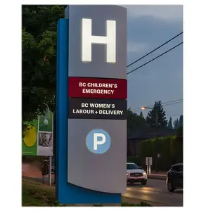 Exterior Vehicular Emergency Park Wayfinding Pylon Directory Sign For Hospital Signage