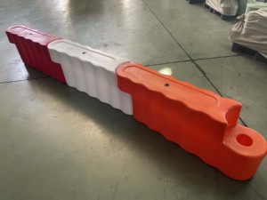 Barrière de protection pour karting en plastique rotomoulé, barrière routière/de circulation de haute qualité en promotion - Product Image 2