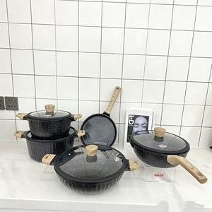 Elegante Set di Pentole Uakeen 9 Pezzi Antiaderenti: Casseruola 24-28cm, Padella Profonda 28cm, Wok 32cm, Teglia Pizza 24cm con Fondo per Induzione - Product Image 2