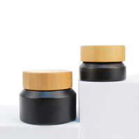 Stock disponible : Pot en verre à épaule inclinée avec couvercle en bambou noir mat, 200g, 100g, 50g, 30g, 20g, BB-153C