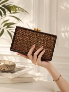 Stylish Eco-friendly Luxury Handbags Woven Square Purse Trendy Summer Bags for Women 2026 Beach Knit Pattern PU Evening Bags - Product Image 2