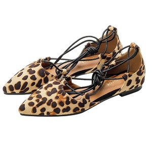 Nouvelles chaussures plates tendance <span class=keywords><strong>pour</strong></span> femmes d'automne, chaussures plates à chaîne et à bride de <span class=keywords><strong>cheville</strong></span>, ballerines plates - Product Image 1