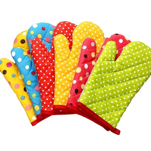 Épaissi isolé à pois coton écologique <span class=keywords><strong>four</strong></span> à micro-ondes gants de cuisson spéciaux cuisine créative résistance à la chaleur - Product Image 2