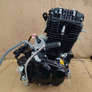 Brandneuer Zweirad-Motorradmotor 150ccm 1-Zylinder Luftgekühlt mit Fünf-Gang-Getriebe Kostenloser Versand China - Product Image 1
