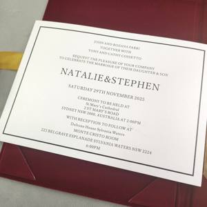 Folio d'invitation <span class=keywords><strong>de</strong></span> mariage en velours bordeaux, luxe personnalisé, cadeau <span class=keywords><strong>de</strong></span> mariage pour inviter, ensemble avec <span class=keywords><strong>miroir</strong></span> en acrylique doré et enveloppe - Product Image 3