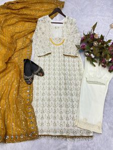 Conjunto de Kurta y Pantalón Dupatta de Georgette Sintética India, Ropa Étnica, Venta al por Mayor de Fábrica, Kurti Estampado Sólido para Mujer, Étnico Indio - Product Image 3