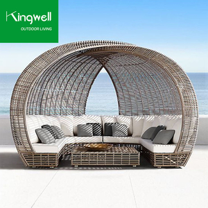 سرير نهاري مستدير من الراتان البلاستيكي من البولي إيثيلين في جميع الأحوال الجوية للحديقة في الهواء الطلق خوص للتشمس المتسكع لحمام السباحة والفندق يستخدم مواد معدنية متينة - Product Image 3