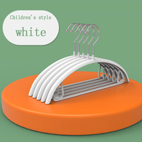 Cintre de maison de couleur claire durable IKNOW avec processus de trempage Nano Cintre de maison de conception rétro semi-circulaire classique