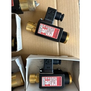 Vanne hydraulique MacGREGOR DS 302, 300 bars max, 24V DC 5A, équipement d'automatisation industrielle - Product Image 4