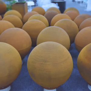 Ensemble <span class=keywords><strong>de</strong></span> boules <span class=keywords><strong>de</strong></span> <span class=keywords><strong>jardin</strong></span> <span class=keywords><strong>en</strong></span> acier Corten rustique <span class=keywords><strong>de</strong></span> luxe décoration extérieure <span class=keywords><strong>en</strong></span> <span class=keywords><strong>métal</strong></span> <span class=keywords><strong>rouillé</strong></span> Yard Art Collection <span class=keywords><strong>de</strong></span> sphères <span class=keywords><strong>en</strong></span> acier Corten - Product Image 5