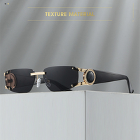 Lunettes de soleil rectangulaires sans monture pour hommes, design en métal sculpté, texture de haute qualité, verres UV400, lunettes de soleil tendance pour un usage quotidien