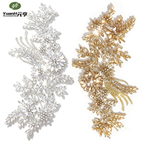 Applique de fleur de luxe en strass faite à la main, prix d'usine, en paire, patch à dos en colle de cristal pour la décoration de robes, vestes et costumes DIY