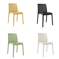 Chaises empilables en plastique PP au design moderne, imperméables pour l'extérieur, le restaurant, le jardin, le balcon, la cuisine et l'hôtel.