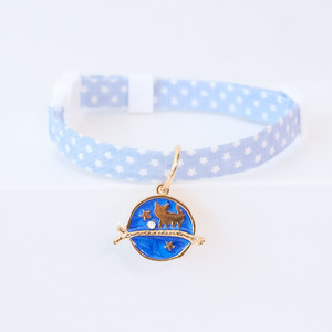 Collier réglable multicolore pour chien et chat, élégant pendentif étoile/lune/chat en métal, tissu souple, design floral, libération rapide pour animaux de compagnie - Product Image 6