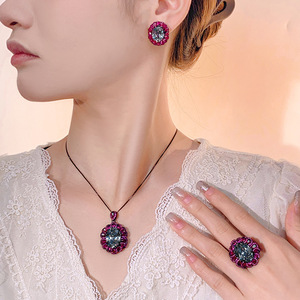 Juego de Joyería Vintage Ecológico de Cobre y Oro con Circonita Cúbica Negra y Gris de 13*18-10*12mm, Collar, Pendientes y Anillo para Boda, Uso Diario y Fiestas - Product Image 2