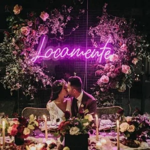 Letreros de Neón Personalizados para Boda, Letrero de Neón LED 'El Mundo Es Tuyo' para Boda - Product Image 5
